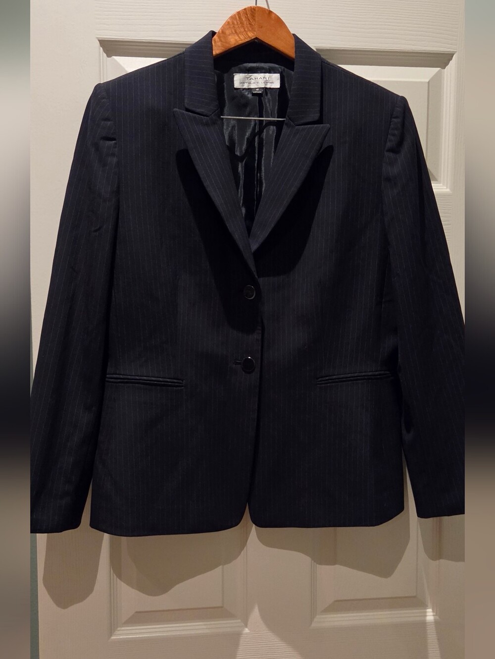Women's Suit: Tahari Black Pinstripe Women's Blazer And Pencil Skirt